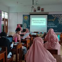 Workshop Pembuatan Modul Pembelajaran Awali Tahun 2021
