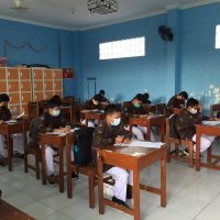 Pelaksanaan PAT secara Luring di SMP IT Masjid Syuhada