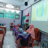 Workshop Peningkatan Kualitas Pembelajaran bertajuk Guru Profesional Abad 21
