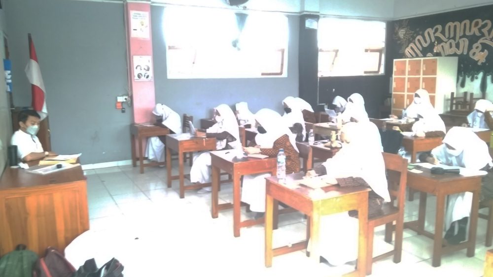 Pelaksanaan Penilaian Akhir Tahun di SMP IT Masjid Syuhada Tahun Pelajaran 2021/2022