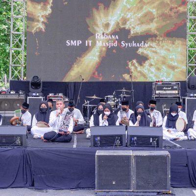 Penampilan Tim Rebana SMPIT Masjid Syuhada dalam Kotabaru Fair 2023 dan Peringatan Isra’ Mi’raj Masjid Syuhada