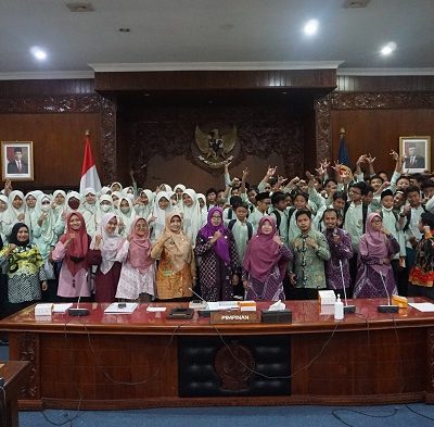 Kunjungan ke DPRD Provinsi Yogyakarta dalam Projek Penguatan Profil Pelajar Pancasila 2023